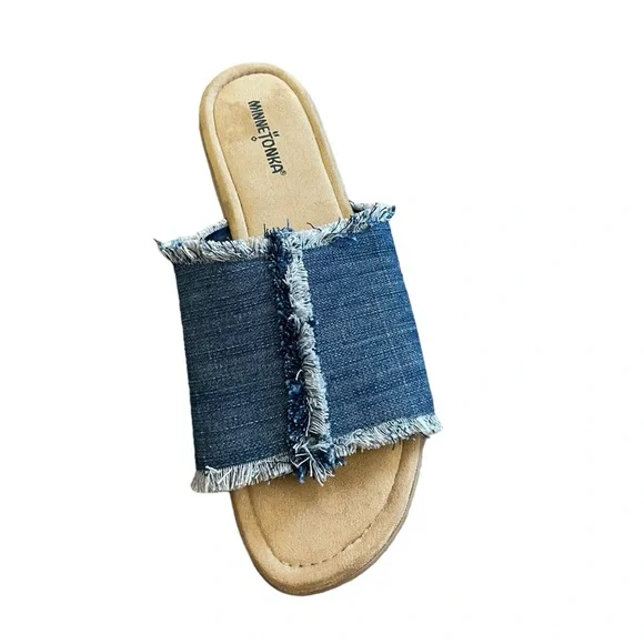 Minnetonka Violet Frayed Denim Slide Sandal - Picture 8 of 15